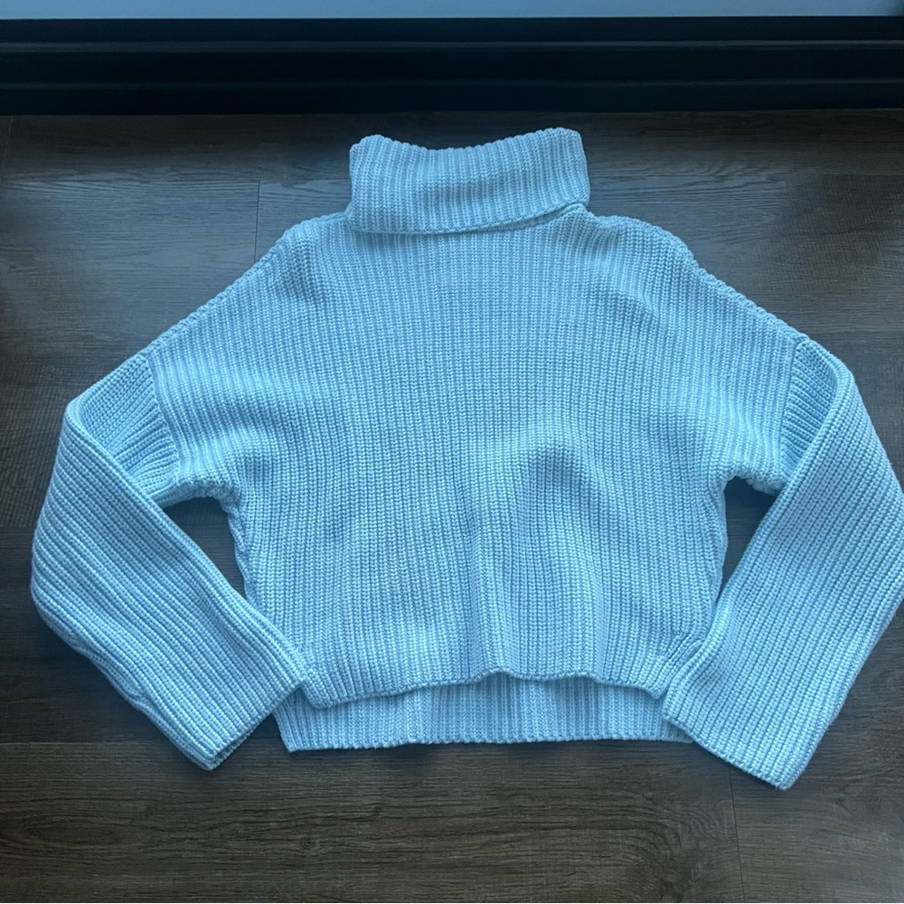 Abercrombie turtleneck sweater
